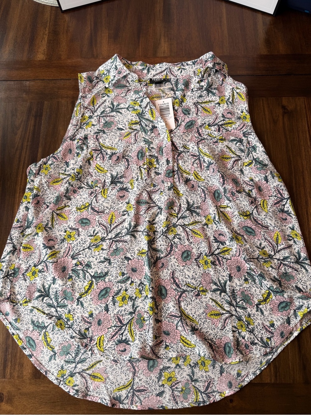 Torrid Harper Georgette Pullover sleeveless blouse -floral NWT Plus 0X/12
